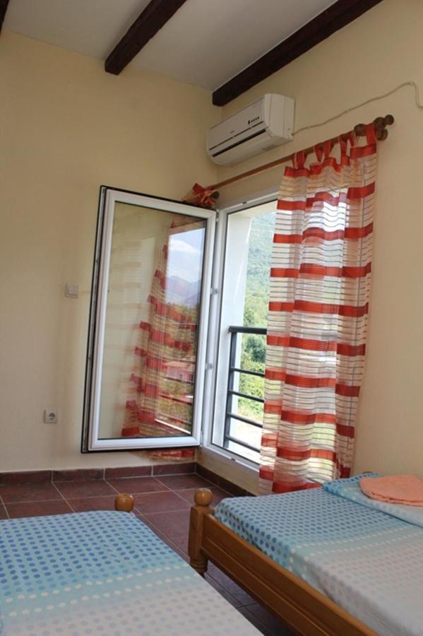 Apartments Bordo Тиват Стая снимка